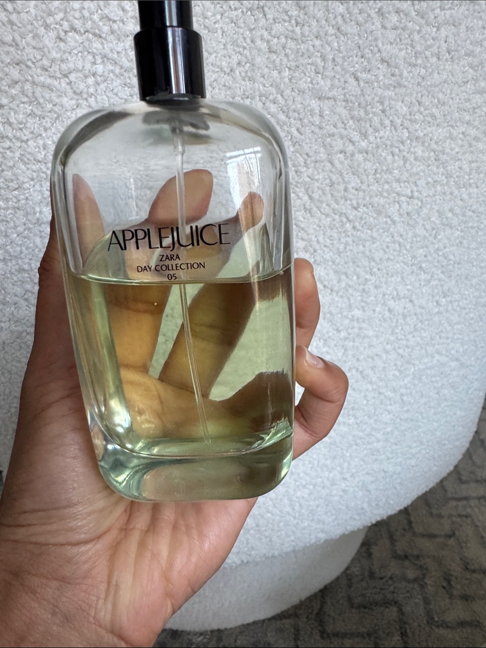 Zara Applejuice Body Spray - Light Green Bottle - Picture 2 of 2